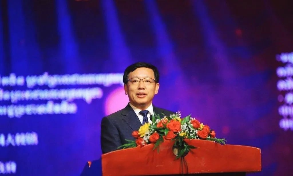 驻柬大使王文天发表署名文章：“一带一路谱写中柬铁杆友谊新篇章”