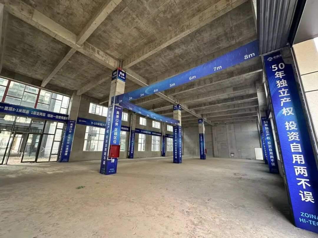靖江东兴南路公新公路公新公路三圩港桥东300平厂房出租，配套完善