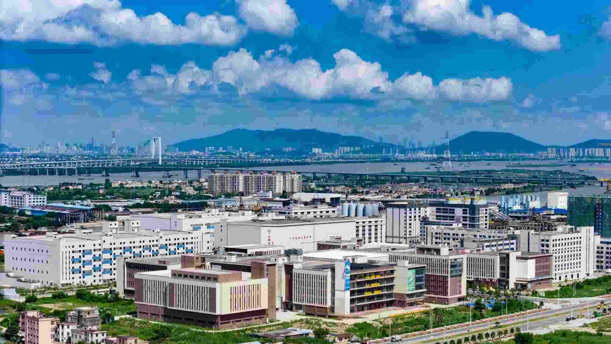佛山市高明杨和装备智造园4600平厂房出租，首层7米层高