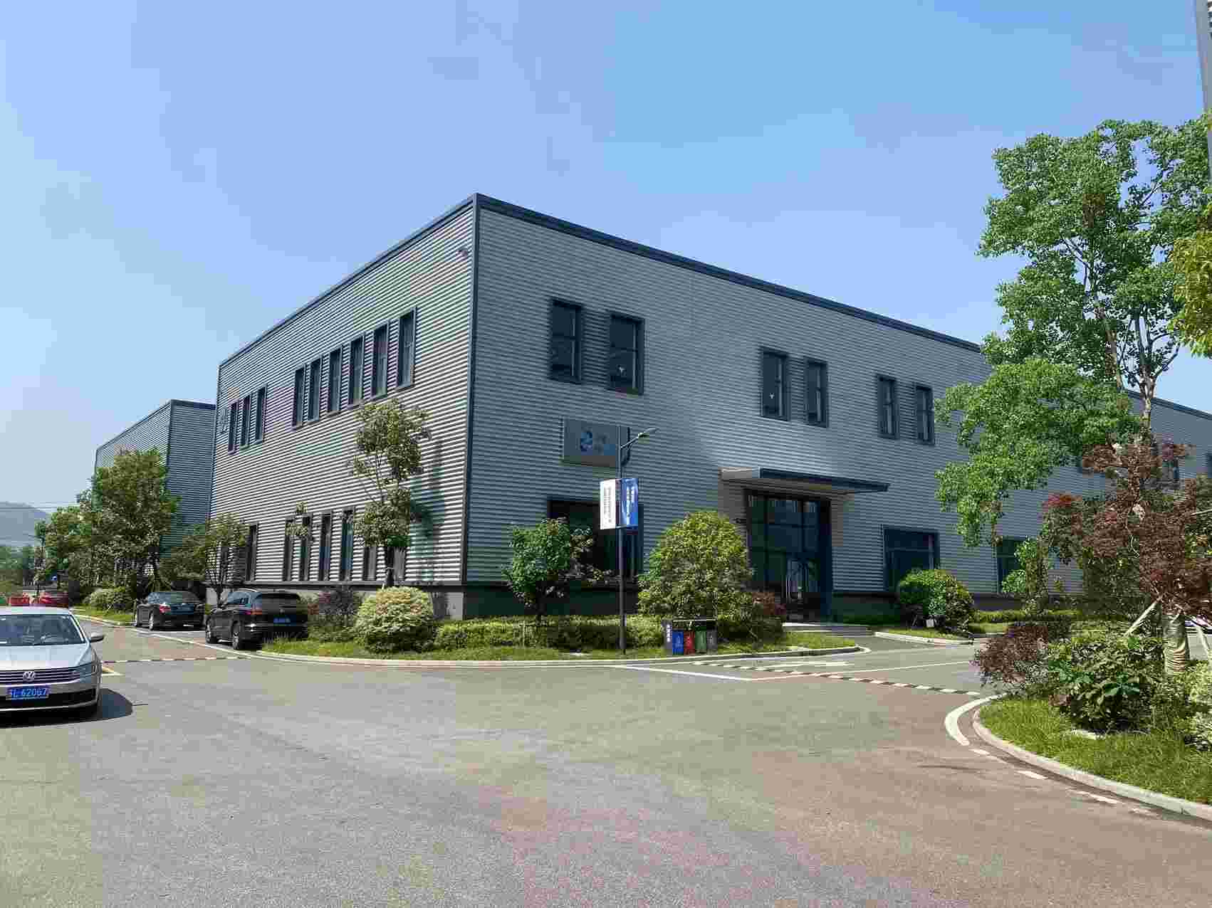株洲机场大道附近自建1000平厂房出租，配套完善