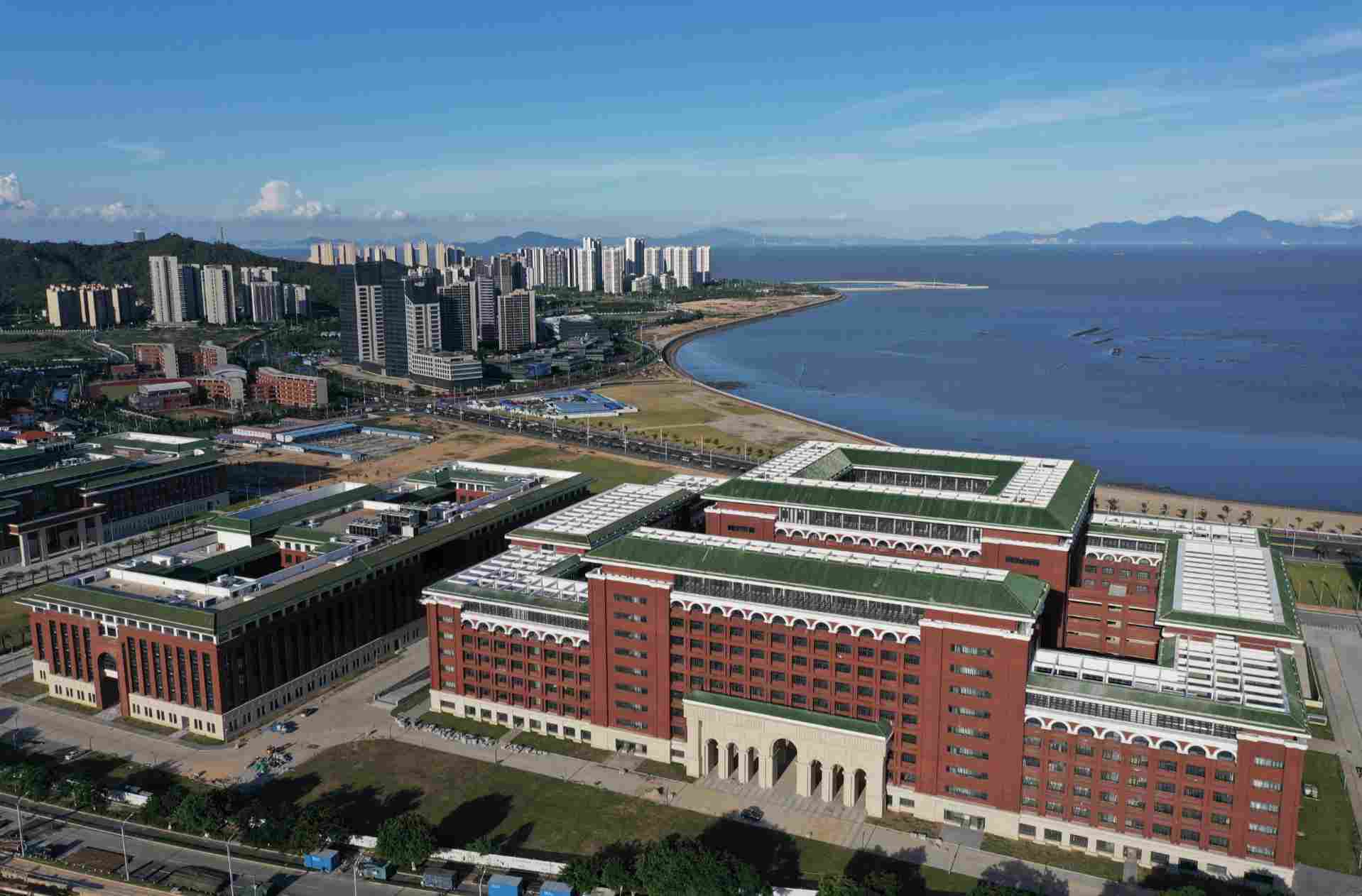 澳门科技大学与珠光集团共建横琴澳科大产学研示范基地 聚焦四大高新领域