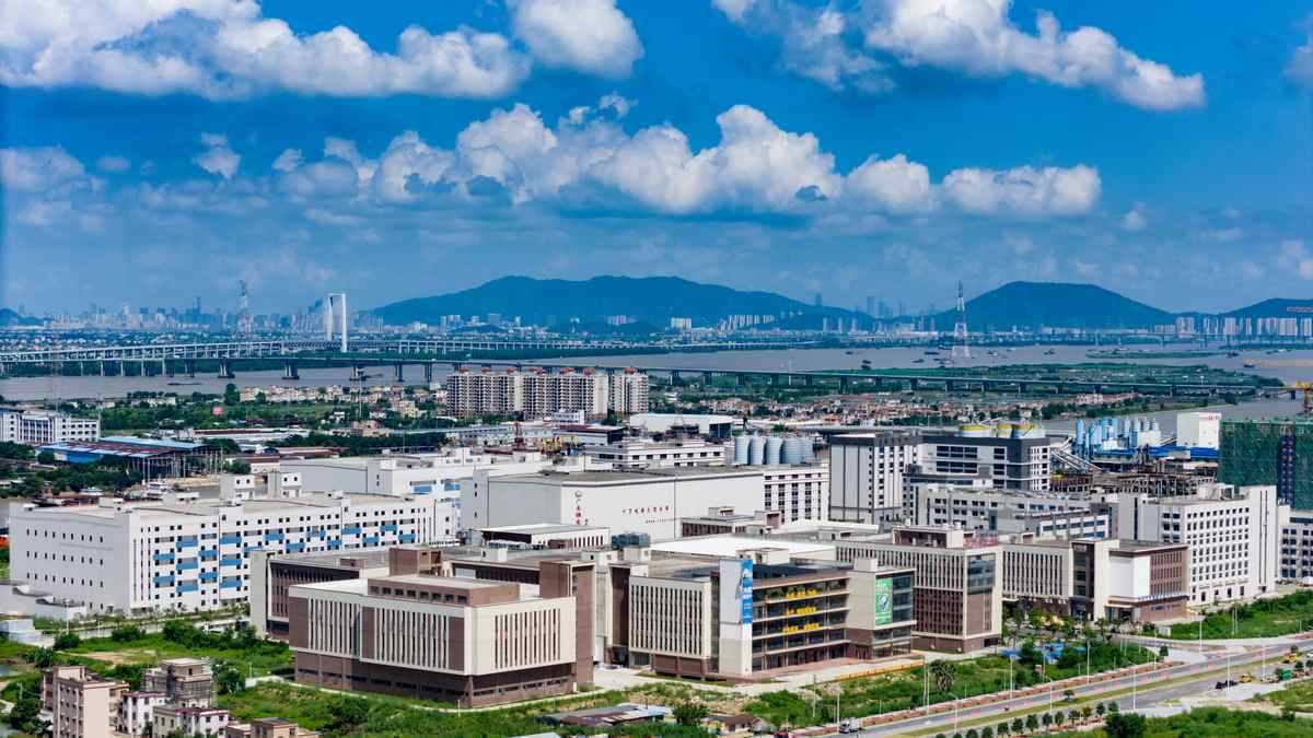 上海临港张临投业C03-05项目招标 1.4万㎡开发区配套委托招商代理运营