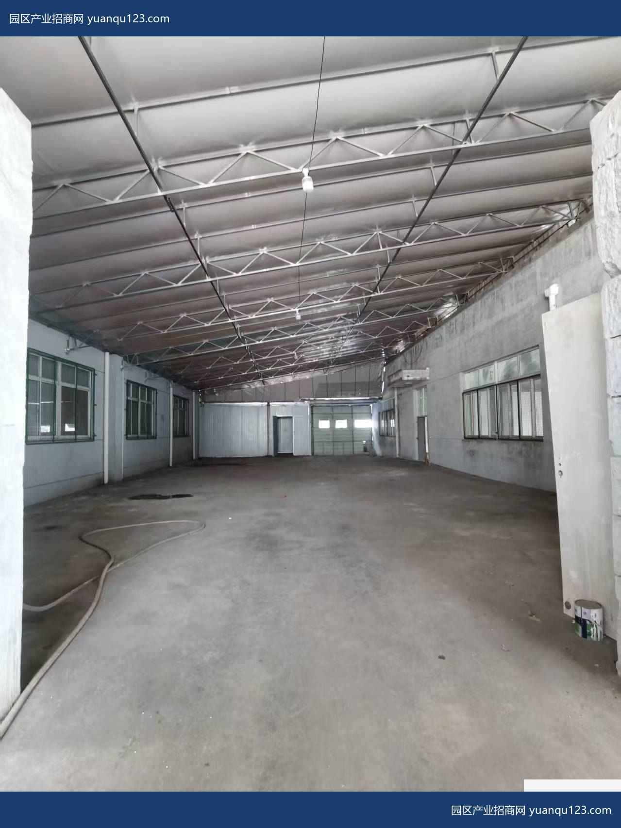 上海金山 金山山阳工业区独门独院4000平单层厂房出租,首层5米层高